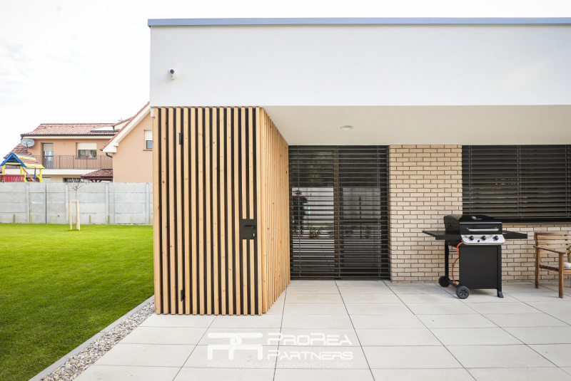 Projekty / RODINNÝ DOM FIBRA Projekty / RODINNÝ DOM FIBRA