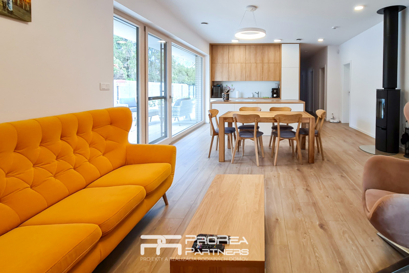 Projekty / RODINNÝ DOM FIBRA Projekty / RODINNÝ DOM FIBRA